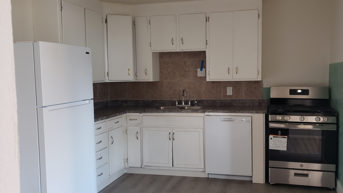 78 MILDRED AVE 2 -KITCHEN-Croskey Real Estate - Property Management in California Bay area